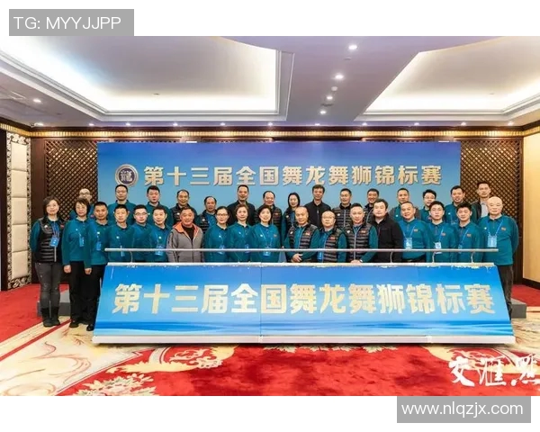 湖州足球明星赛精彩纷呈球场上歌声与激情交融的盛宴 湖州足球明星赛精彩纷呈球场上歌声与激情交融的盛宴